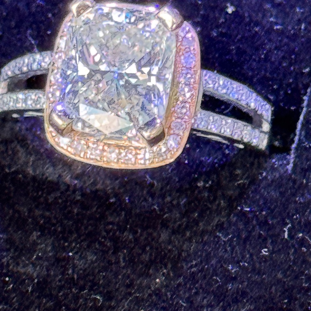 Diamond ring